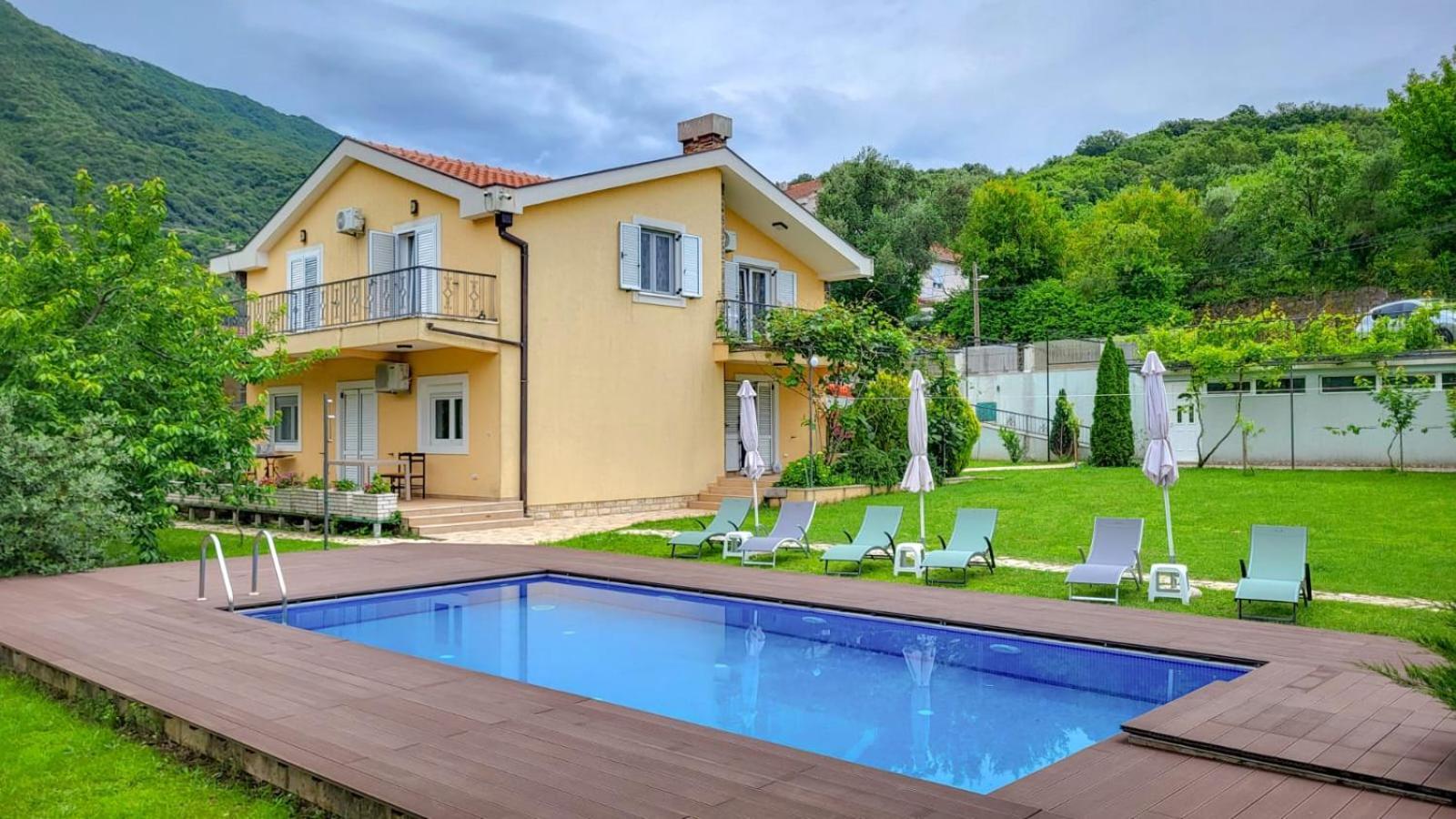Villa, Pool And Relax For 12 Persons Kuti Kültér fotó